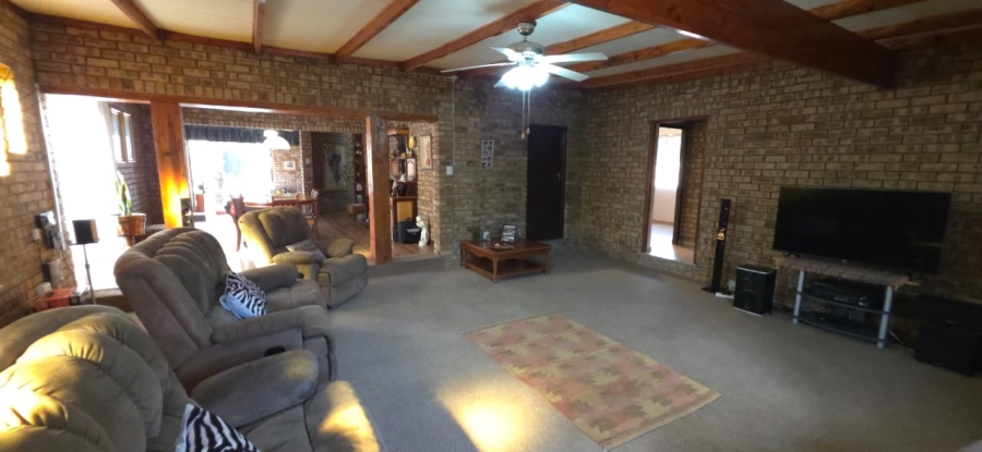 7 Bedroom Property for Sale in Wilkoppies North West